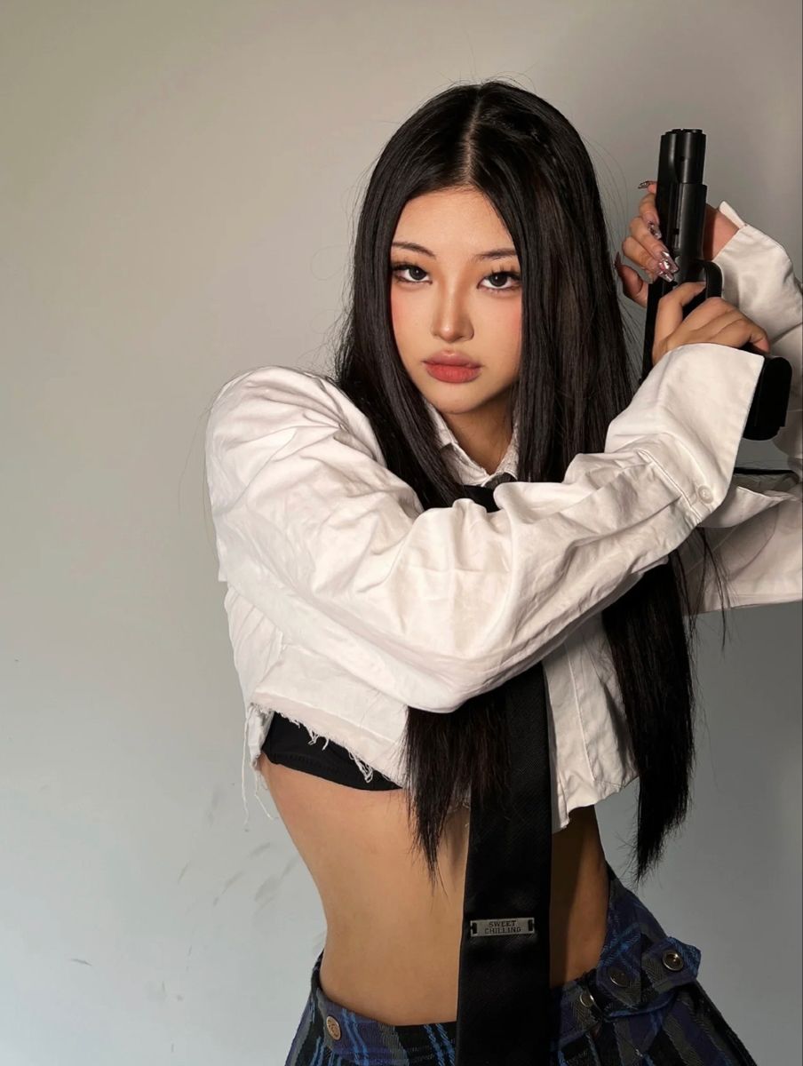 A cozy shot with Sassy girls — straight from Lomé